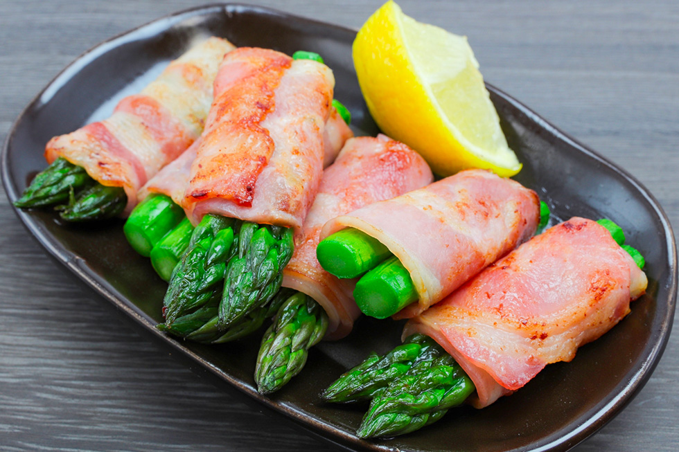 太く甘いアスパラガスで料理に華やかさを